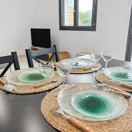 Villa Evasion Urbaine, 1 Ou 2 Villas, 4 A 8 *