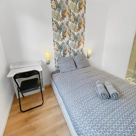 Evasion Urbaine, 1 Ou 2 Villas, 4 A 8 *