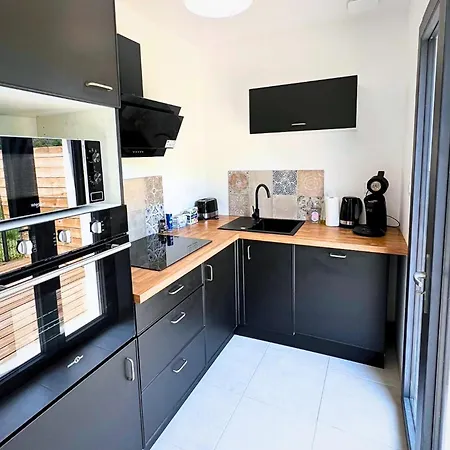 Villa Evasion Urbaine, 1 Ou 2 Villas, 4 à 8 Poitiers