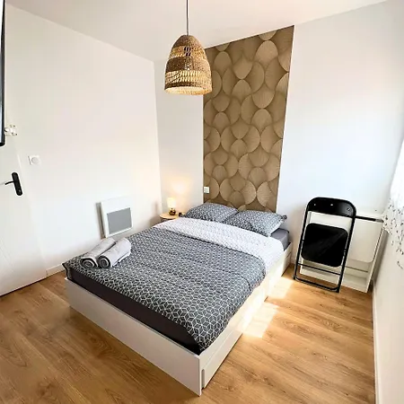 Evasion Urbaine, 1 Ou 2 Villas, 4 A 8