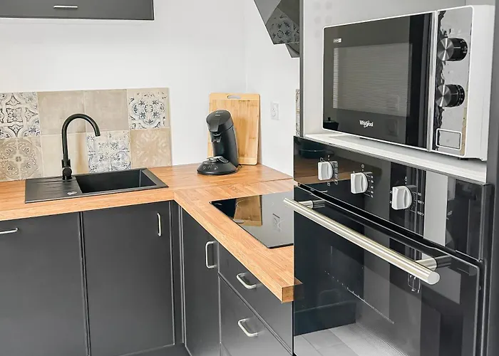 Evasion Urbaine, 1 Ou 2 Villas, 4 A 8