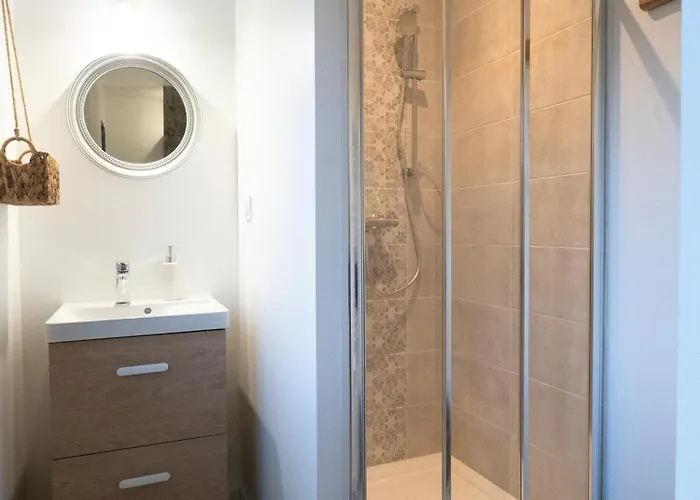 Evasion Urbaine, 1 Ou 2 Villas, 4 A 8 Poitiers