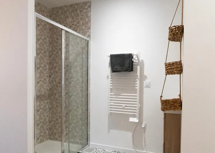 Evasion Urbaine, 1 Ou 2 Villas, 4 A 8 Villa Poitiers