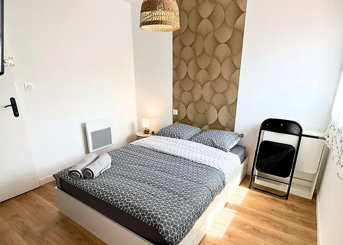 Evasion Urbaine, 1 Ou 2 Villas, 4 A 8